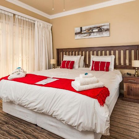 פארו Guesthouse De Tijger Lodge מראה חיצוני תמונה